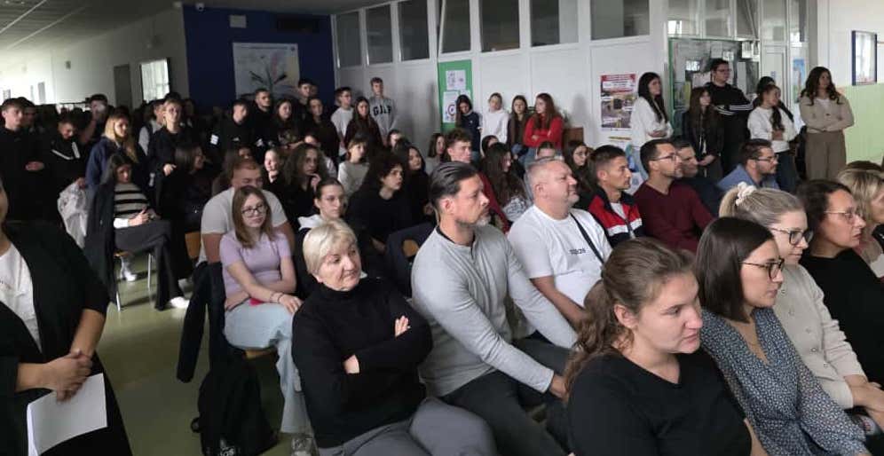 Dan sjećanja na žrtve Domovinskog rata, Dan sjećanja na žrtvu Vukovara i Škabrnje