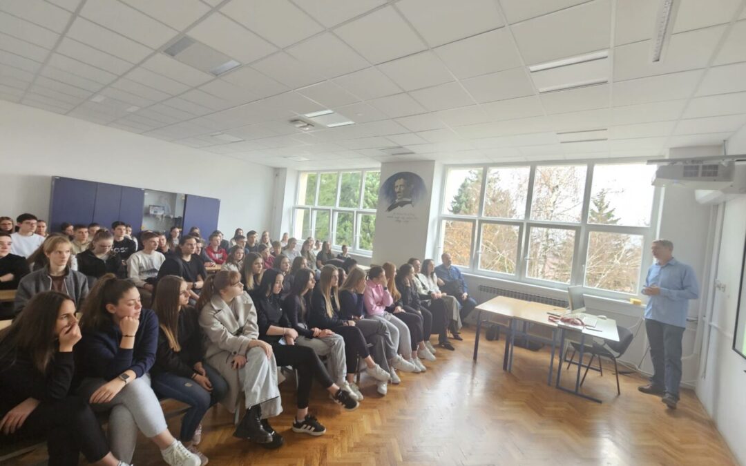 doc. dr. sc. Ante Nazor u Gimnaziji Gospić